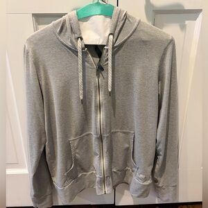 Men’s Vuori Full zip hoodie, Size Large